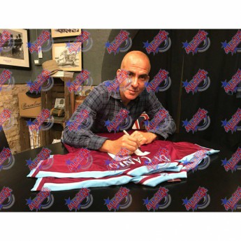 Legendy futbalový dres West Ham United FC Di Canio 2000 Signed Shirt