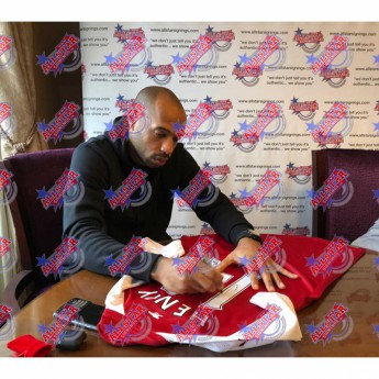 Legendy zarámovaný dres Arsenal FC Henry, Bergkamp, Pires & Vieira Signed Shirt (Quad Framed)