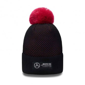 Mercedes AMG Petronas zimná čiapka Bobble Engineered F1 Team 2020