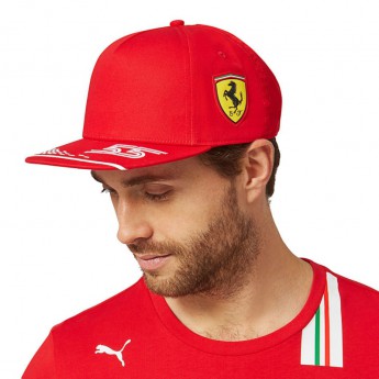 Ferrari čiapka flat šiltovka Carlos Sainz F1 Team 2021