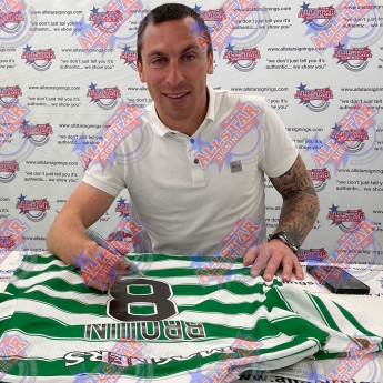 Legendy zarámovaný dres Celtic 2021-22 Brown Signed Shirt (Framed)