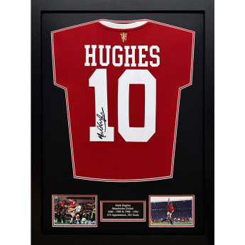 Legendy zarámovaný dres Manchester United FC 1985 Hughes Signed Shirt (Framed)