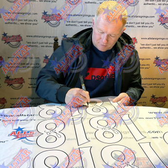 Legendy zarámovaný dres Manchester United FC 2021-2022 Scholes Signed Shirt (Framed)