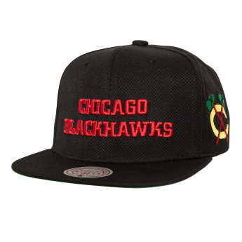 Chicago Blackhawks čiapka flat šiltovka NHL Triple Play Snapback