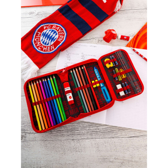 Bayern Mníchov plnený peračník Stripe