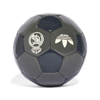 Real Madrid futbalová lopta Club away