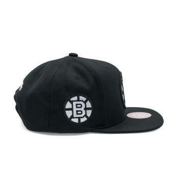 Boston Bruins čiapka flat šiltovka Evergreen Black White Snapback