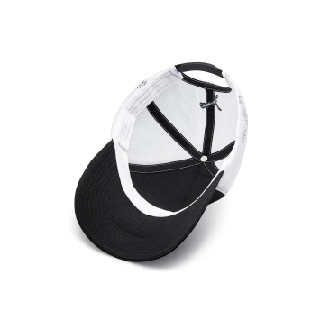 Ferrari čiapka baseballová šiltovka Trucker Black F1 Team 2023