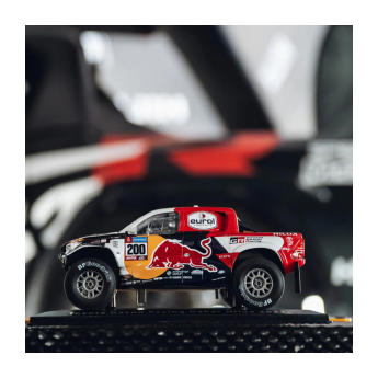 Toyota Gazoo Racing model 1/24 DAKAR Winner Hilux T1+