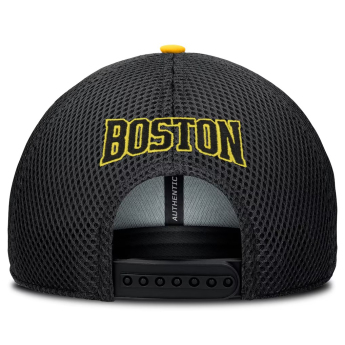 Boston Bruins čiapka baseballová šiltovka 2026 Stadium Series Authentic Pro Adjustable Trucker