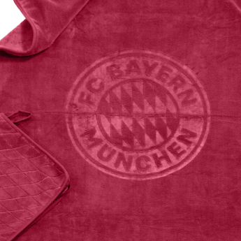 Bayern Mníchov cestovná sada bordeaux