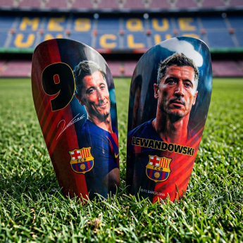 FC Barcelona chrániče Lewandowski
