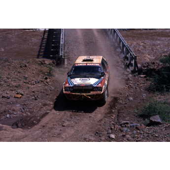 Modely áut a motoriek model 1/18 Lancia Delta Integrale Rally Kankkunen-Piironen Safari Rally 1990