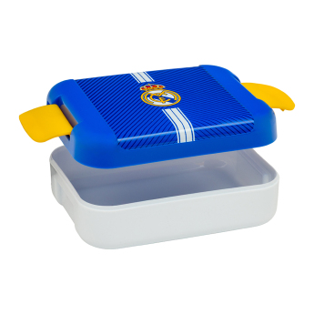 Real Madrid box na desiatu Young