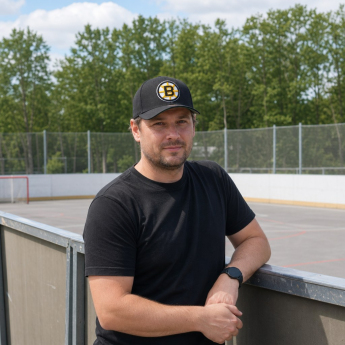 Boston Bruins čiapka flat šiltovka NHL Team Ground 2.0 Pro Snapback