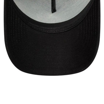 FC Liverpool čiapka baseballová šiltovka 9forty Trucker black