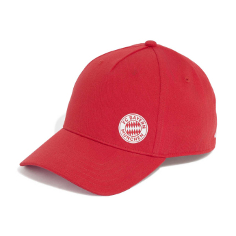 Bayern Mníchov čiapka baseballová šiltovka Essentials red