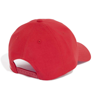 Bayern Mníchov čiapka baseballová šiltovka Essentials red
