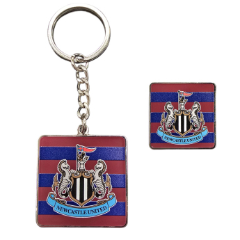 Newcastle United kľúčenka a odznak 95-96 Away