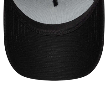 FC Liverpool čiapka baseballová šiltovka 9forty Trucker Iridescent