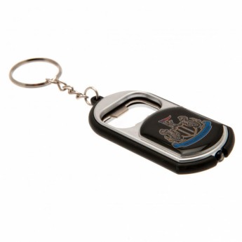 Newcastle United prívesok s otvárakom Key Ring Torch Bottle Opener